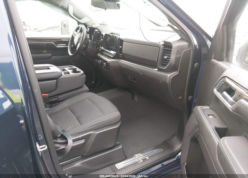 2022 CHEVROLET SILVERADO 1500 4WD  SHORT BED LT WITH 2FL VIN: 1GCPDKEK8NZ613429