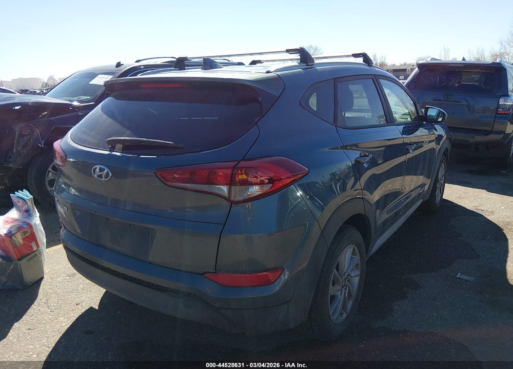 2018 HYUNDAI TUCSON SEL VIN: KM8J33A46JU667417