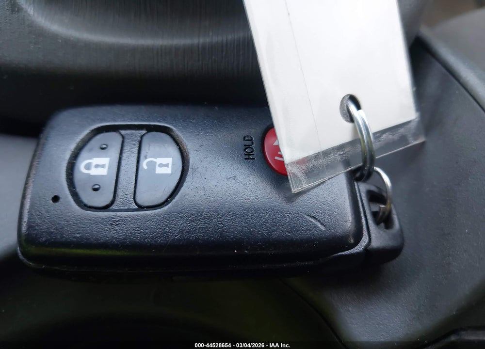 2011 TOYOTA PRIUS TWO VIN: JTDKN3DU8B0322283
