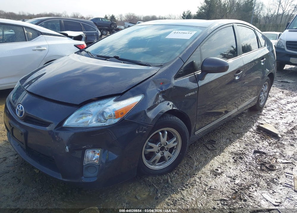 2011 TOYOTA PRIUS TWO VIN: JTDKN3DU8B0322283