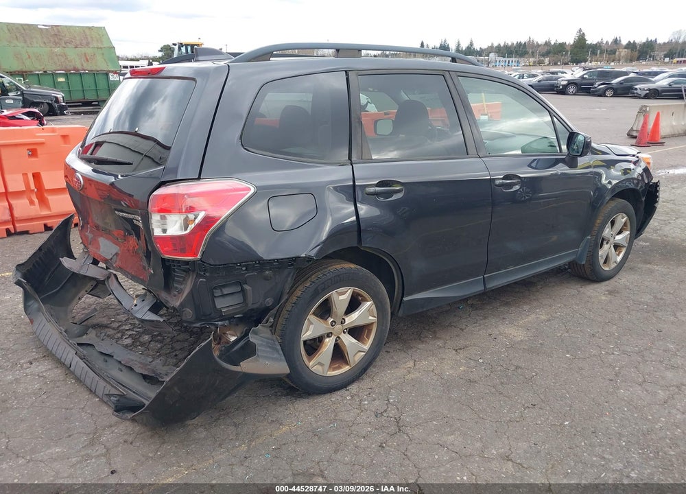 2016 SUBARU FORESTER 2.5I PREMIUM VIN: JF2SJADC2GH550197