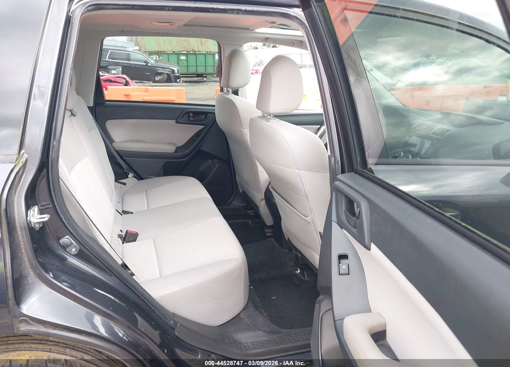2016 SUBARU FORESTER 2.5I PREMIUM VIN: JF2SJADC2GH550197
