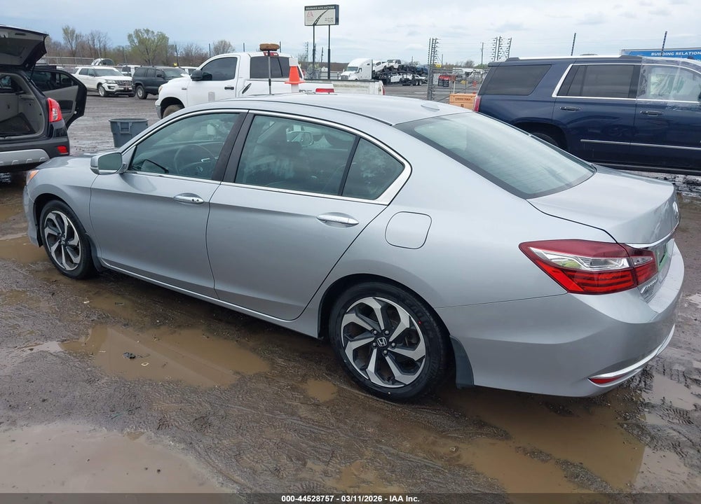 2017 HONDA ACCORD EX-L VIN: 1HGCR2F80HA020400