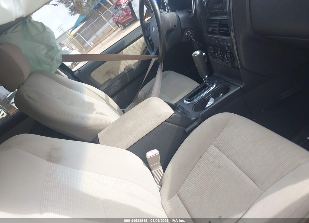 2008 FORD EXPLORER XLT VIN: 1FMEU73E58UB00606