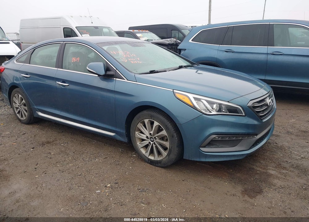 2015 HYUNDAI SONATA SPORT VIN: 5NPE34AF9FH091501