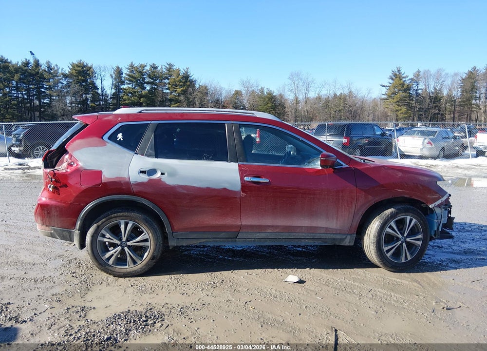 2019 NISSAN ROGUE SV VIN: 5N1AT2MV3KC800804