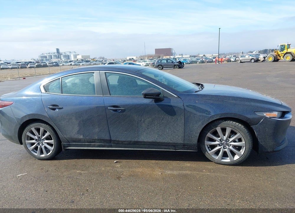 2020 MAZDA 3 SELECT PACKAGE VIN: JM1BPBCM1L1162412