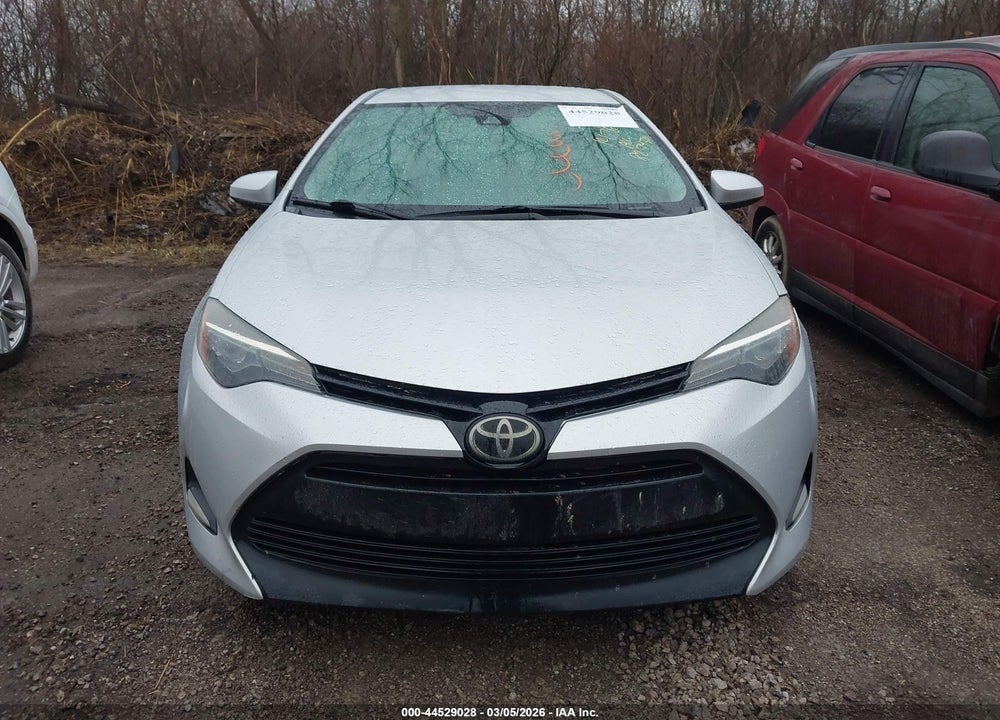 2018 TOYOTA COROLLA LE VIN: 5YFBURHE4JP827430
