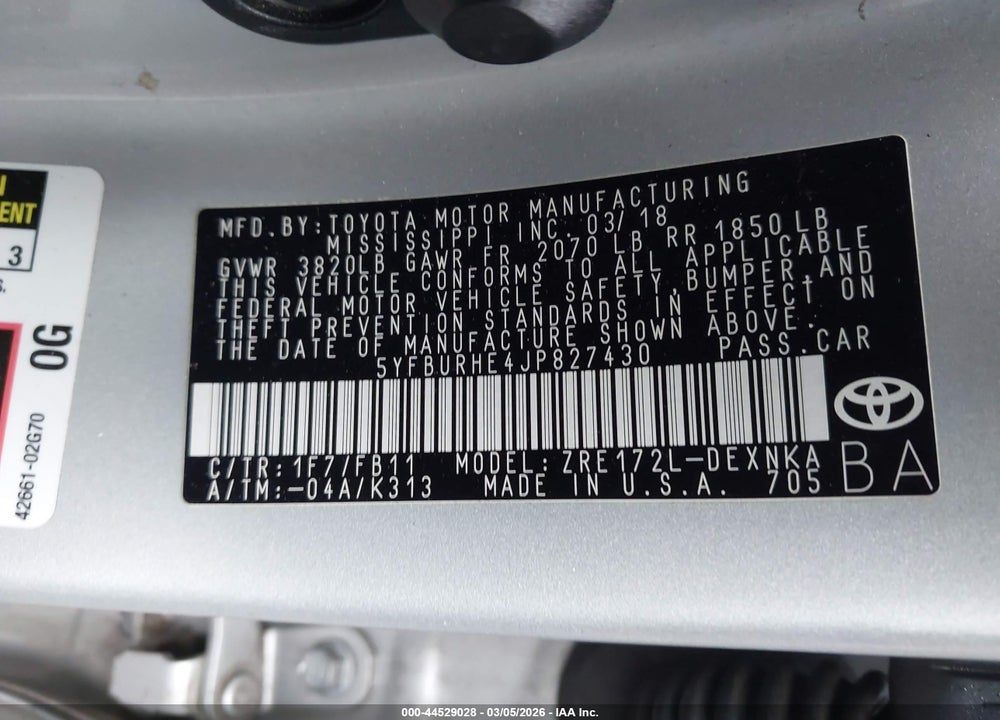 2018 TOYOTA COROLLA LE VIN: 5YFBURHE4JP827430