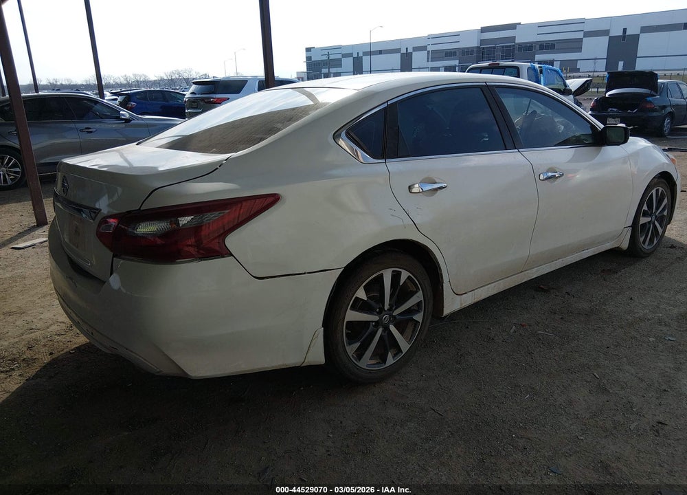 2017 NISSAN ALTIMA 2.5 SR VIN: 1N4AL3AP9HN324609