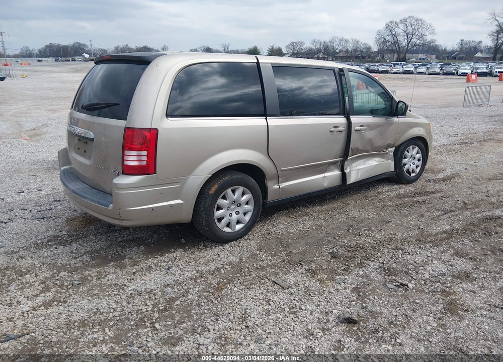 2009 CHRYSLER TOWN & COUNTRY LX VIN: 2A8HR44E69R520706