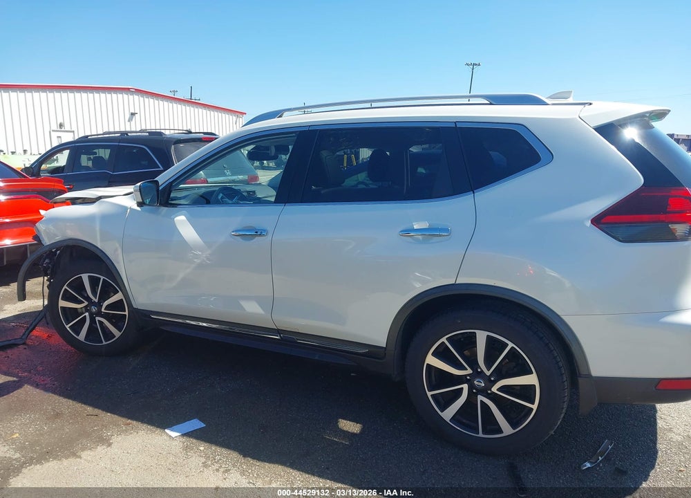 2018 NISSAN ROGUE SL VIN: JN8AT2MTXJW469398