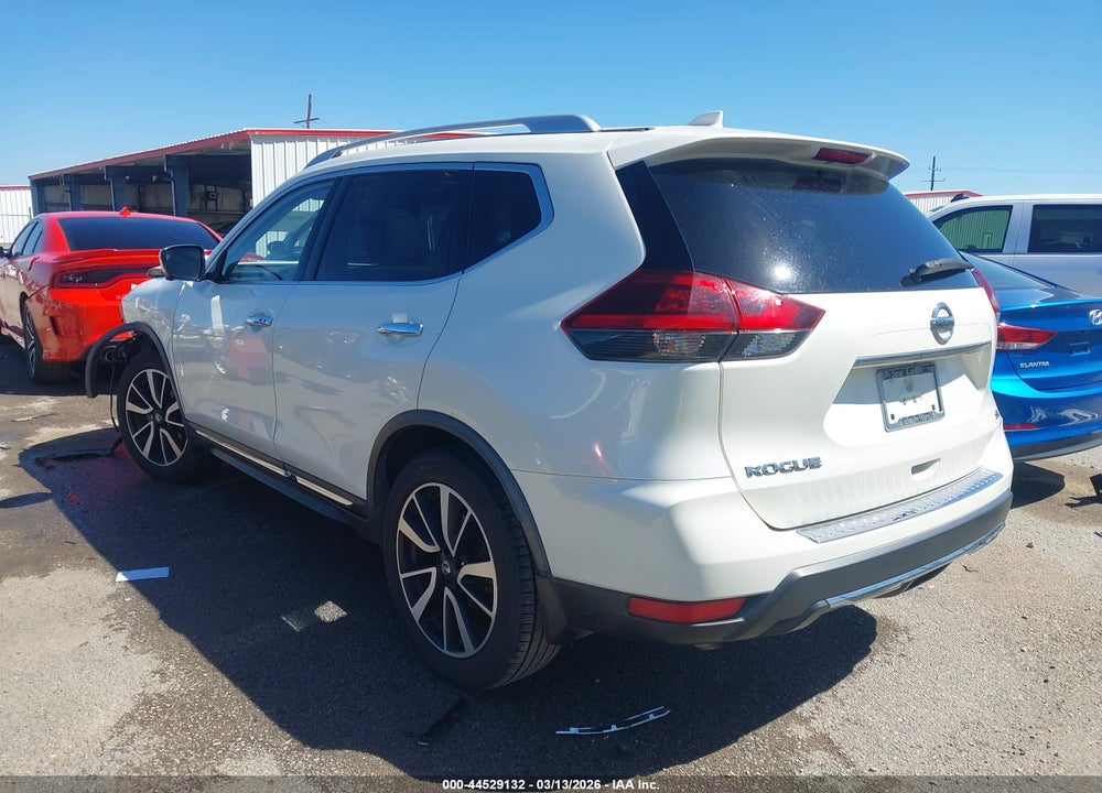 2018 NISSAN ROGUE SL VIN: JN8AT2MTXJW469398