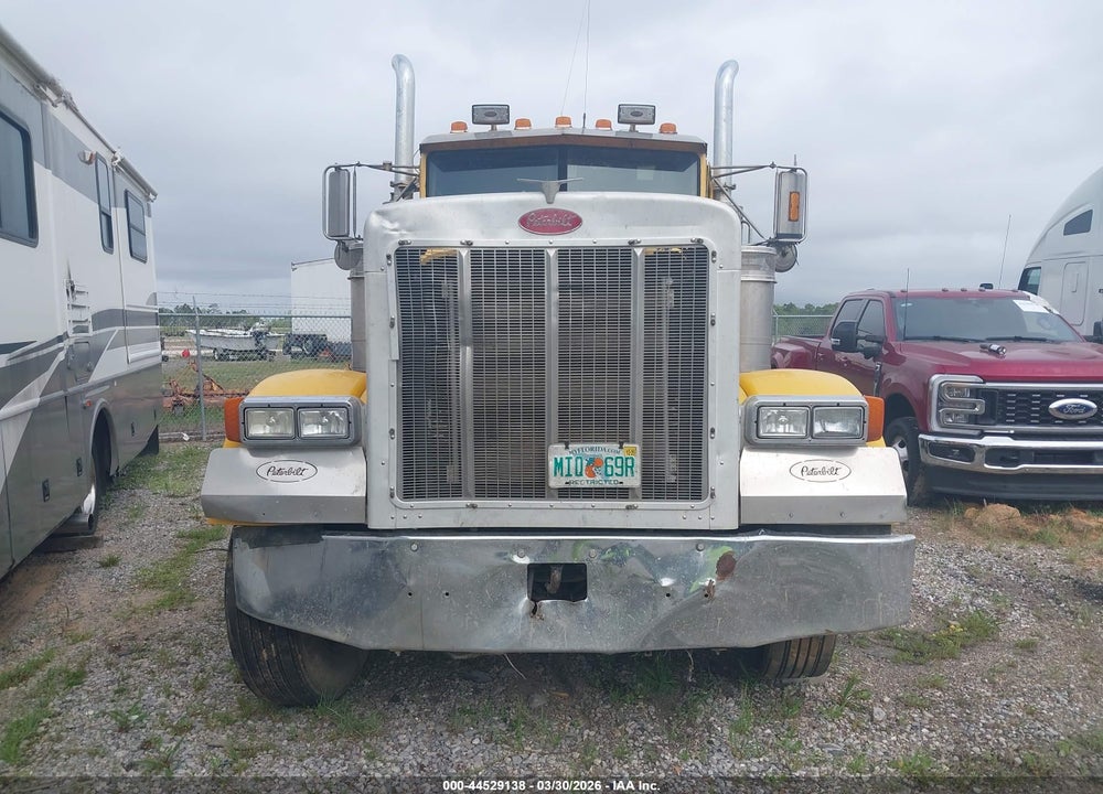2001 PETERBILT 379 VIN: 1XP5DB9X21N498677