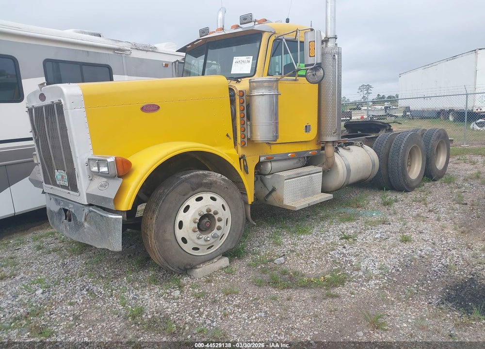 2001 PETERBILT 379 VIN: 1XP5DB9X21N498677