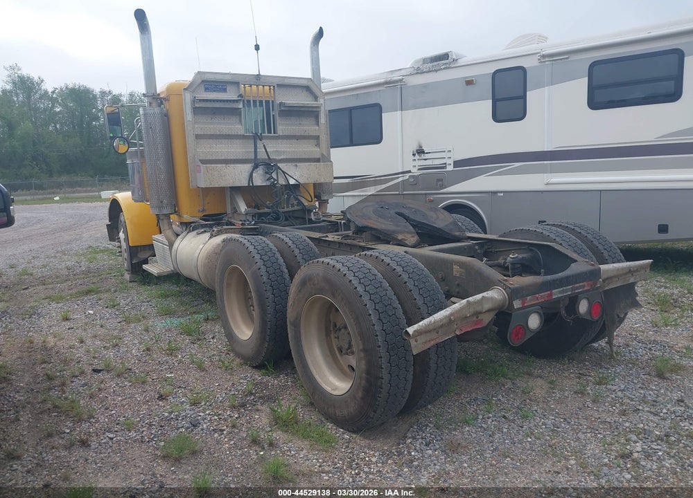 2001 PETERBILT 379 VIN: 1XP5DB9X21N498677