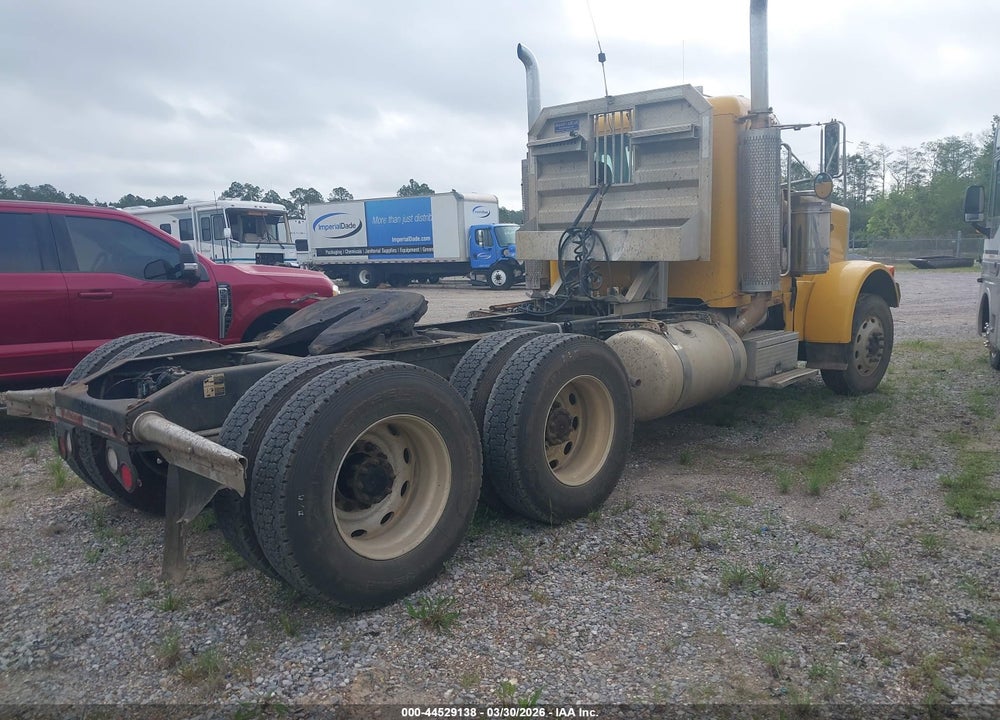 2001 PETERBILT 379 VIN: 1XP5DB9X21N498677