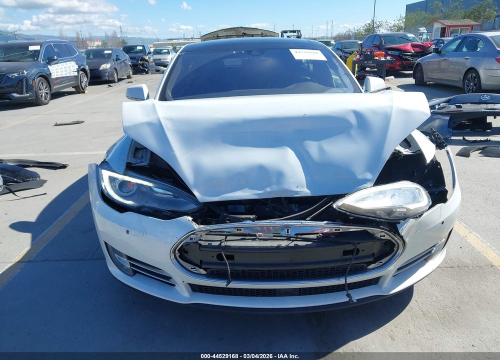 2014 TESLA MODEL S P85D VIN: 5YJSA1H28EFP63572