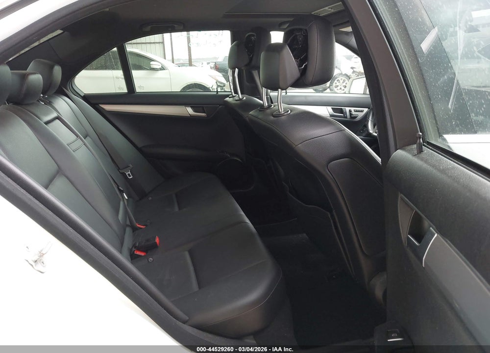 2014 MERCEDES-BENZ C 300 SPORT 4MATIC VIN: WDDGF8AB7ER302566