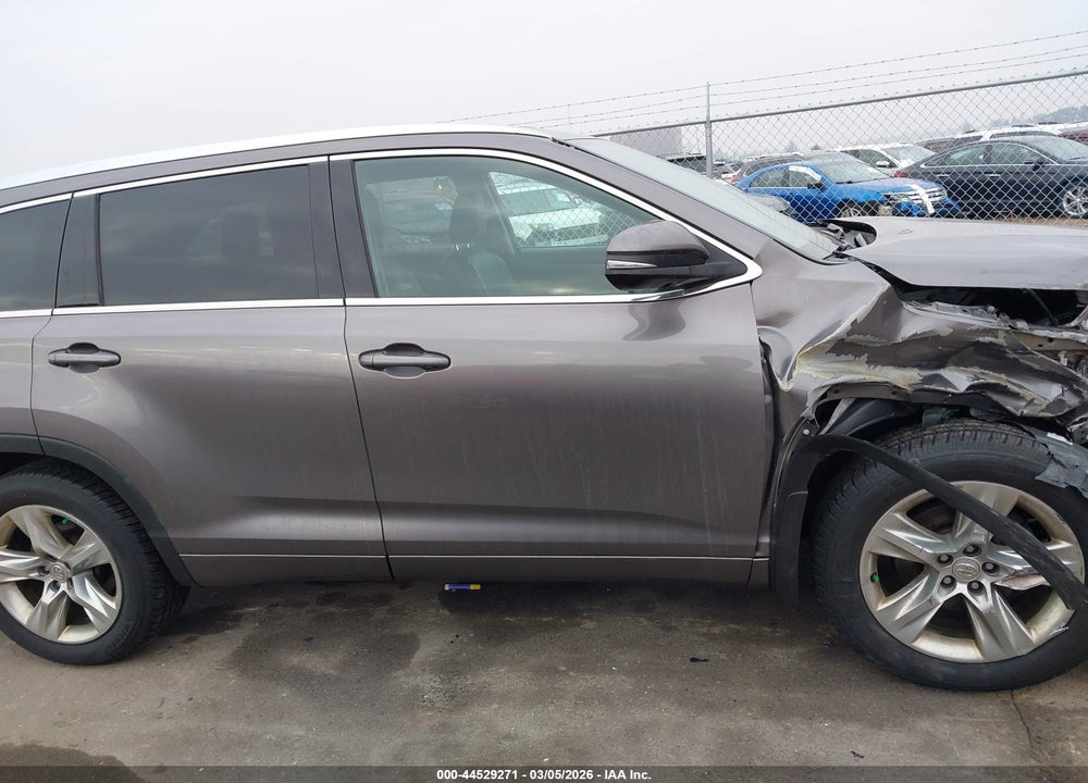 2014 TOYOTA HIGHLANDER LIMITED PLATINUM V6 VIN: 5TDDKRFH5ES048708