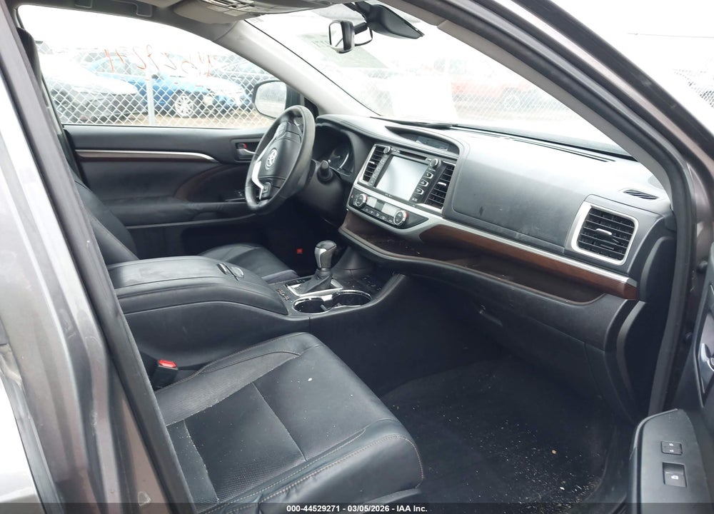2014 TOYOTA HIGHLANDER LIMITED PLATINUM V6 VIN: 5TDDKRFH5ES048708