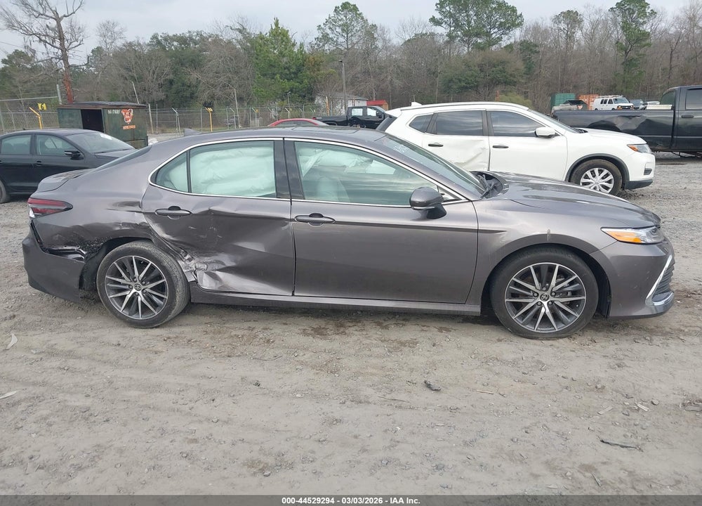 2024 TOYOTA CAMRY HYBRID XLE VIN: 4T1F31AK8RU069625