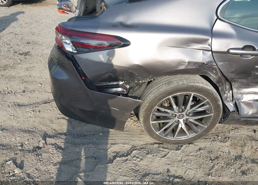 2024 TOYOTA CAMRY HYBRID XLE VIN: 4T1F31AK8RU069625