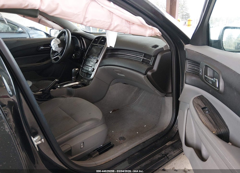 2015 CHEVROLET MALIBU 1LT VIN: 1G11C5SL0FF101182