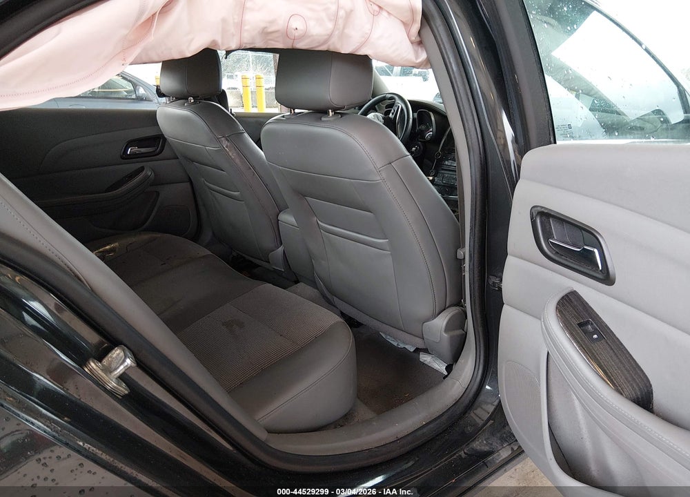 2015 CHEVROLET MALIBU 1LT VIN: 1G11C5SL0FF101182