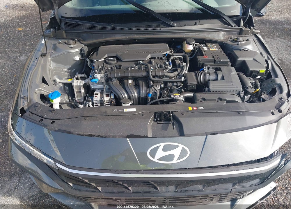 2025 HYUNDAI ELANTRA SE VIN: KMHLL4DG6SU043929