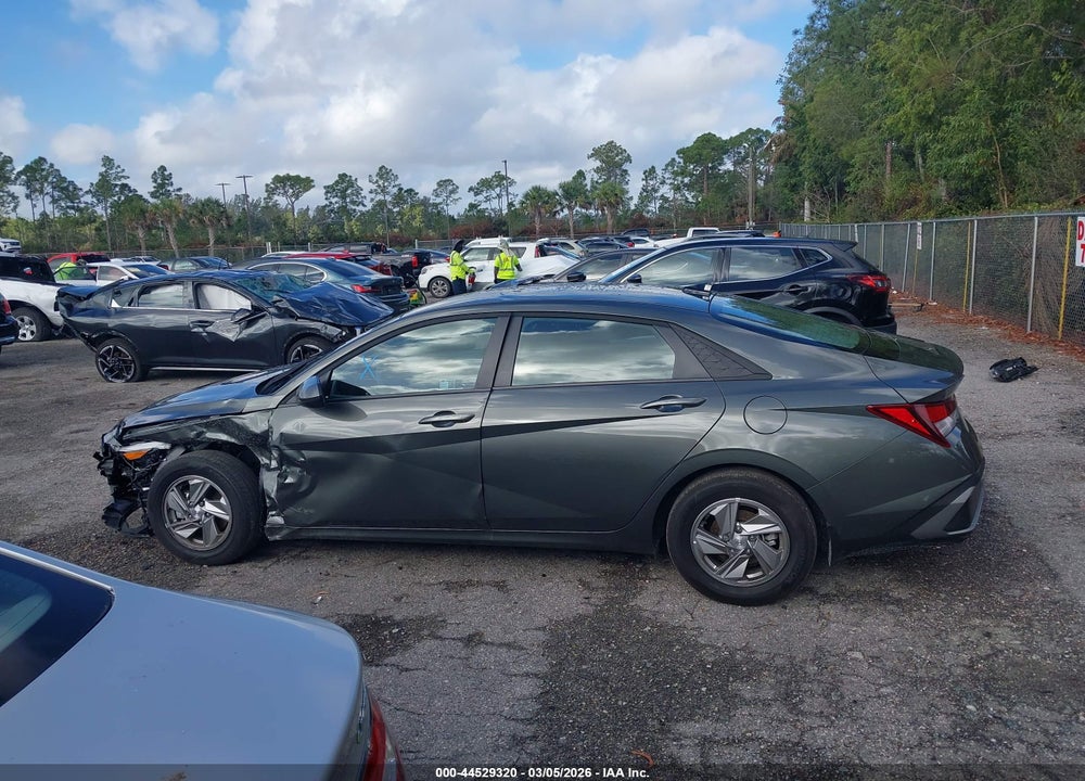 2025 HYUNDAI ELANTRA SE VIN: KMHLL4DG6SU043929