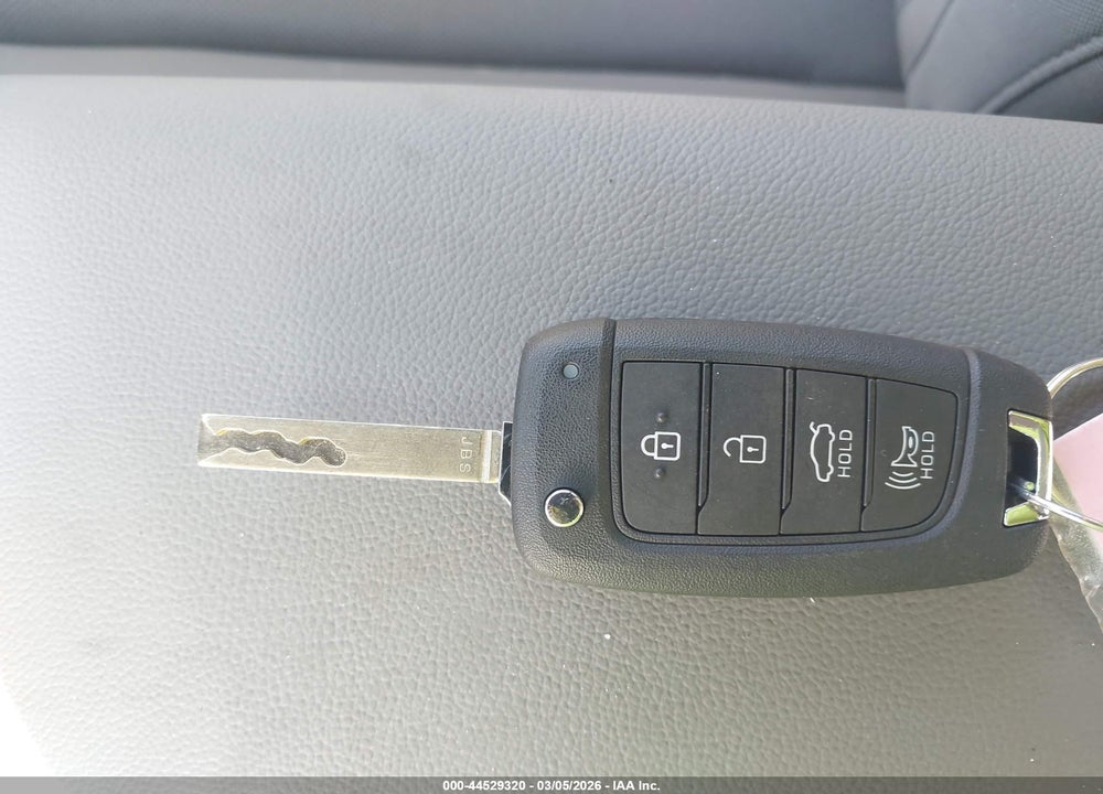 2025 HYUNDAI ELANTRA SE VIN: KMHLL4DG6SU043929