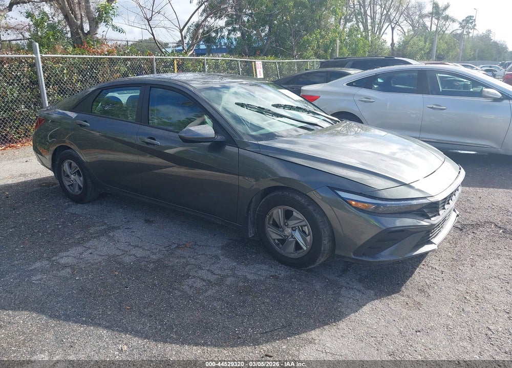 2025 HYUNDAI ELANTRA SE VIN: KMHLL4DG6SU043929