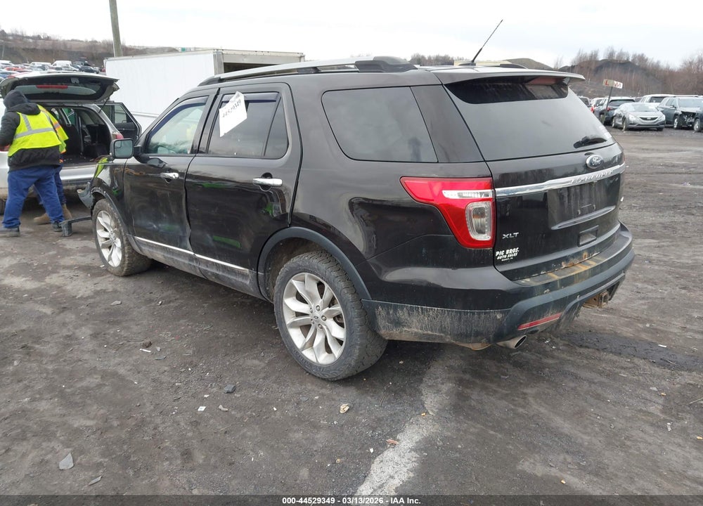 2013 FORD EXPLORER XLT VIN: 1FM5K8D83DGA03059