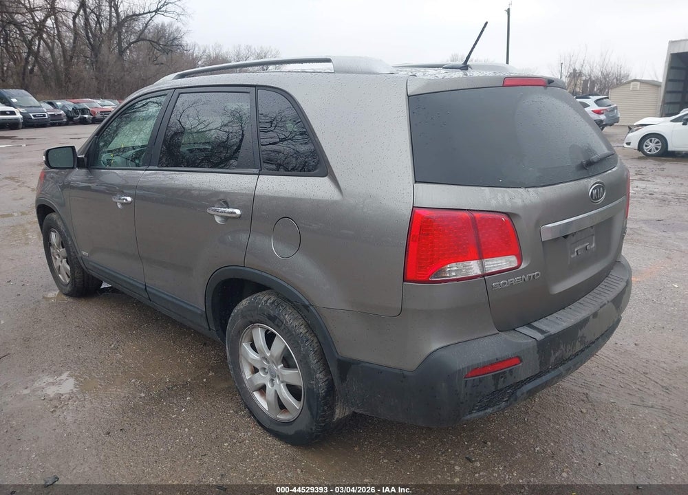 2012 KIA SORENTO LX V6 VIN: 5XYKTDA21CG271543