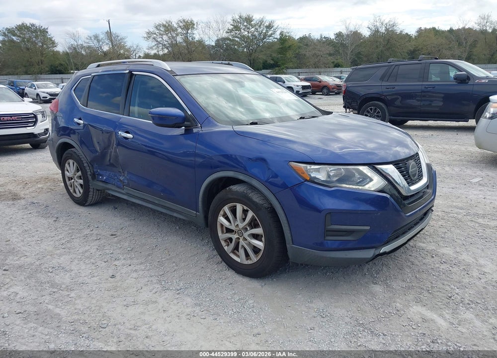 2018 NISSAN ROGUE SV VIN: KNMAT2MT3JP526515