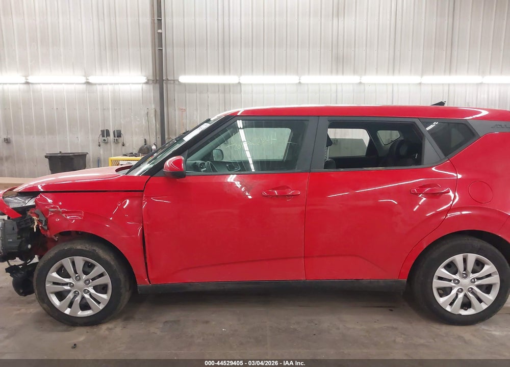 2022 KIA SOUL LX VIN: KNDJ23AU8N7157274
