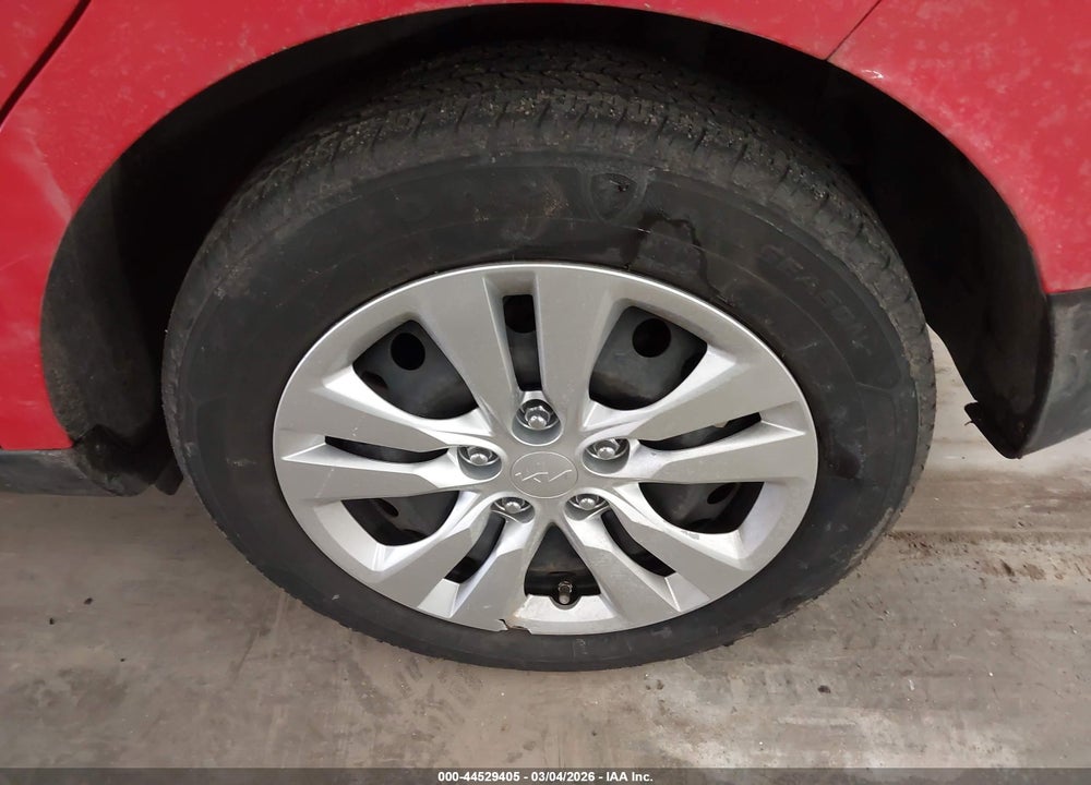 2022 KIA SOUL LX VIN: KNDJ23AU8N7157274