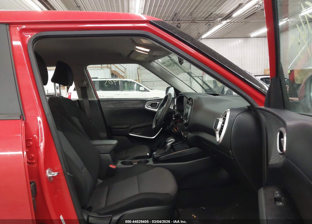 2022 KIA SOUL LX VIN: KNDJ23AU8N7157274