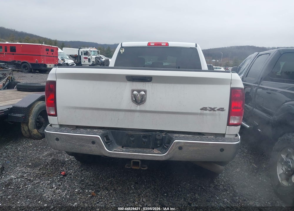 2018 RAM 3500 TRADESMAN  4X4 6'4 BOX VIN: 3C63R3CJ6JG267415