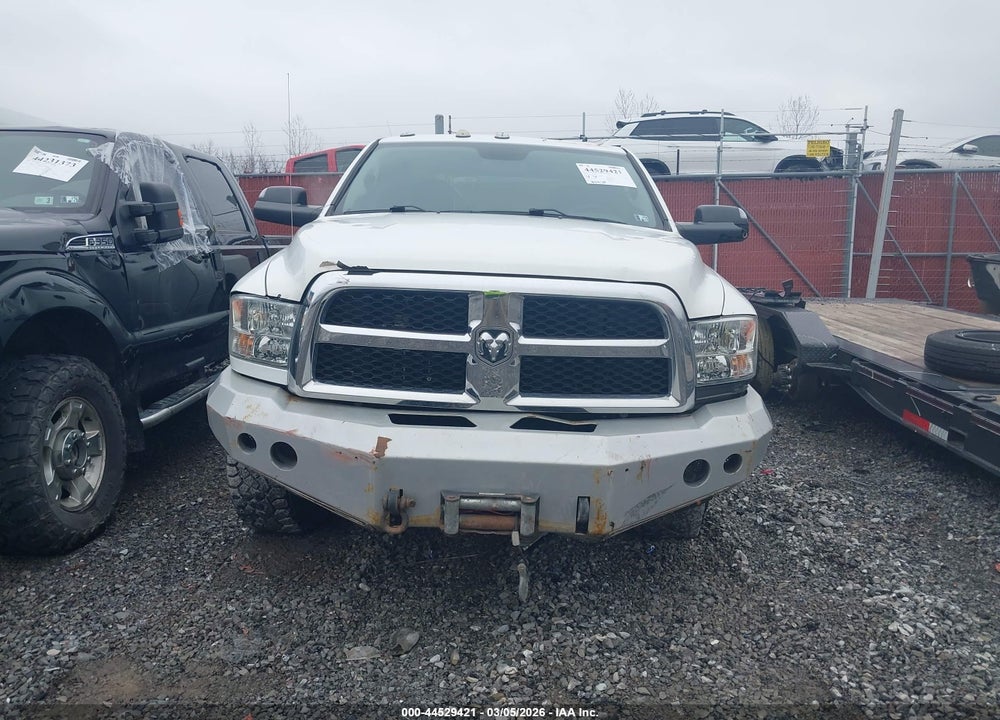 2018 RAM 3500 TRADESMAN  4X4 6'4 BOX VIN: 3C63R3CJ6JG267415