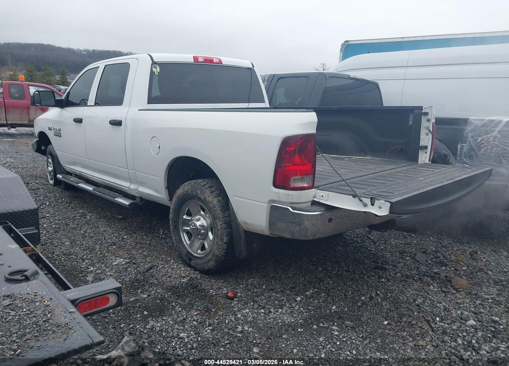 2018 RAM 3500 TRADESMAN  4X4 6'4 BOX VIN: 3C63R3CJ6JG267415