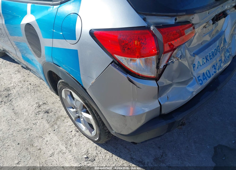 2020 HONDA HR-V AWD LX VIN: 3CZRU6H35LM722590