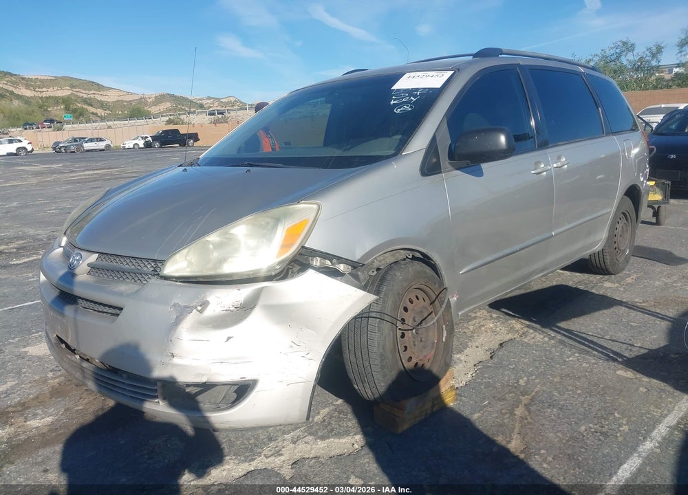2004 TOYOTA SIENNA LE VIN: 5TDZA23C34S157076