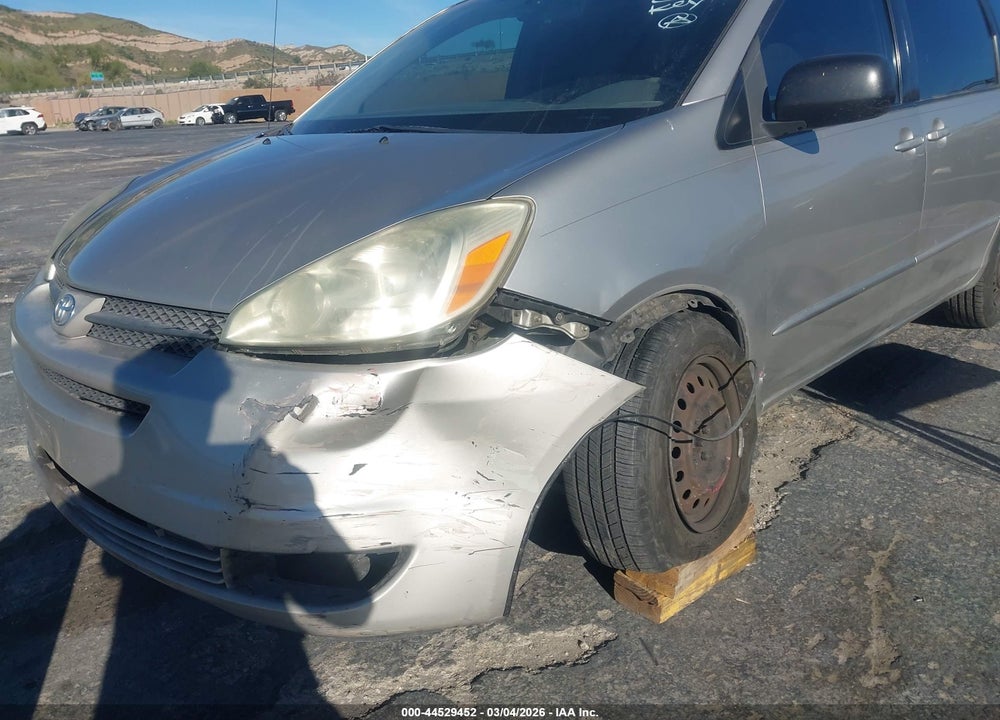 2004 TOYOTA SIENNA LE VIN: 5TDZA23C34S157076