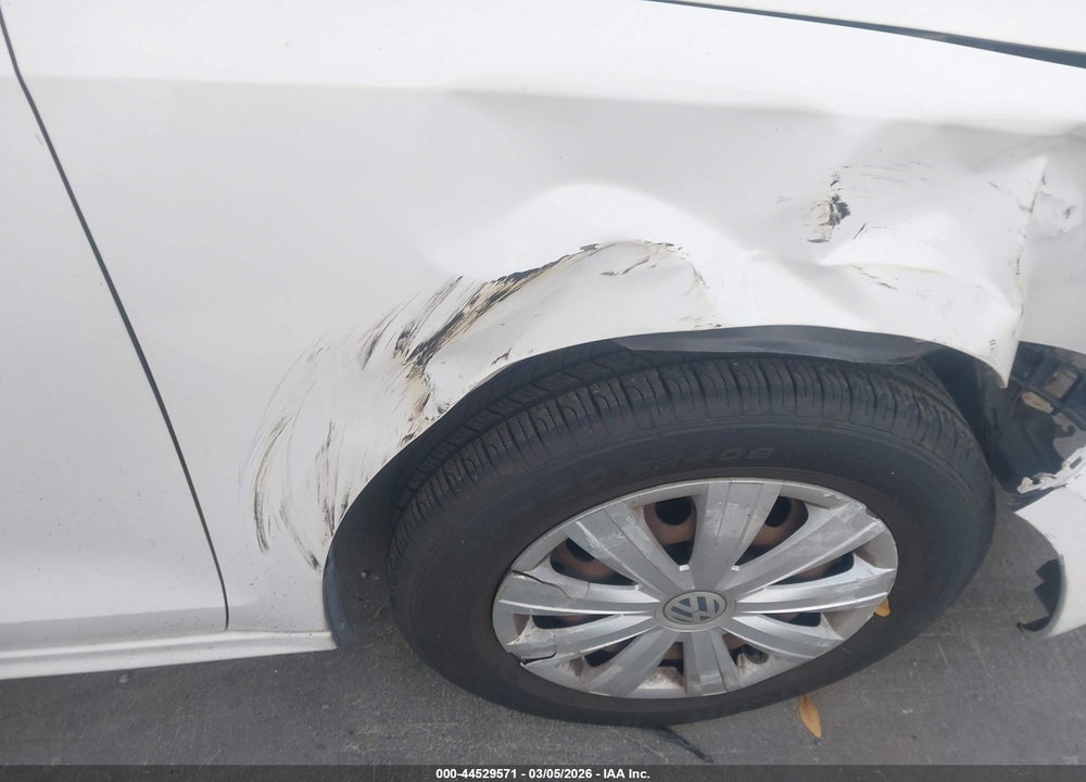 2012 VOLKSWAGEN JETTA 2.0L S VIN: 3VW2K7AJ0CM374464