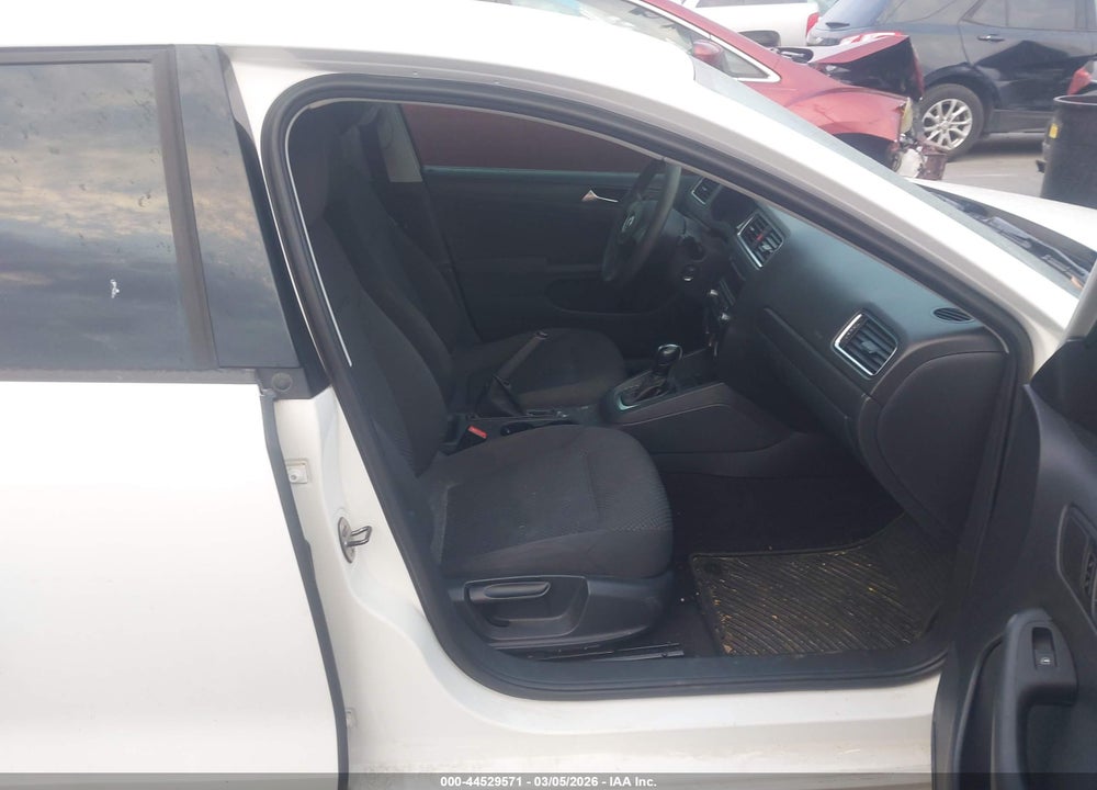 2012 VOLKSWAGEN JETTA 2.0L S VIN: 3VW2K7AJ0CM374464