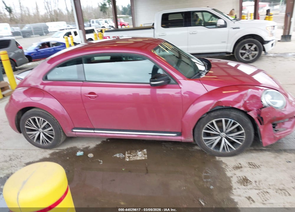 2017 VOLKSWAGEN BEETLE VIN: 3VWF17AT2HM604454