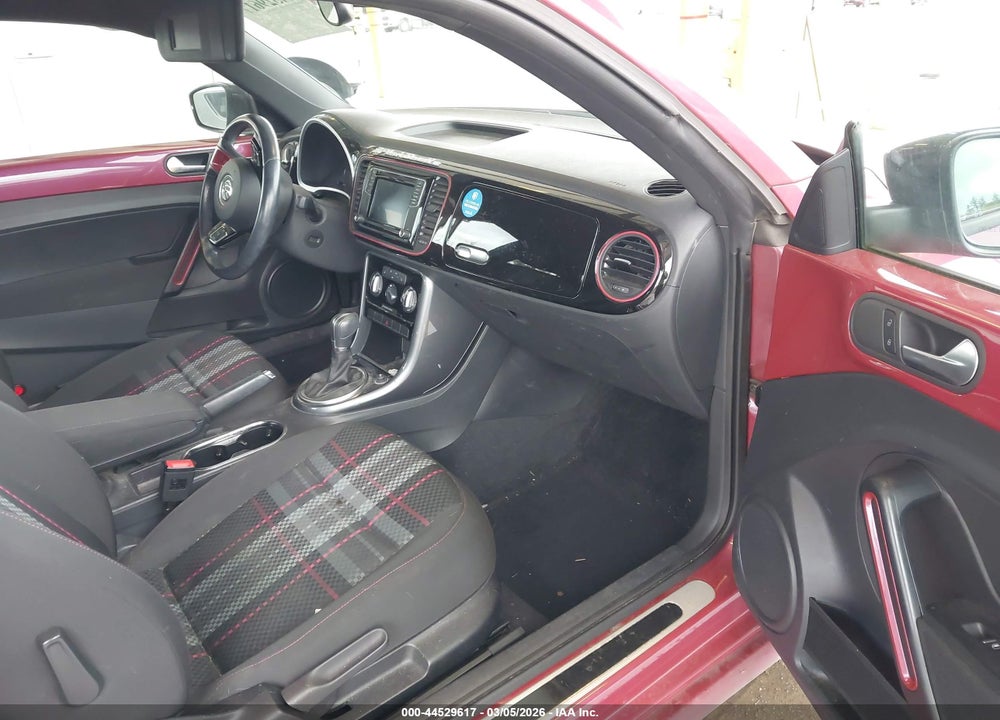 2017 VOLKSWAGEN BEETLE VIN: 3VWF17AT2HM604454