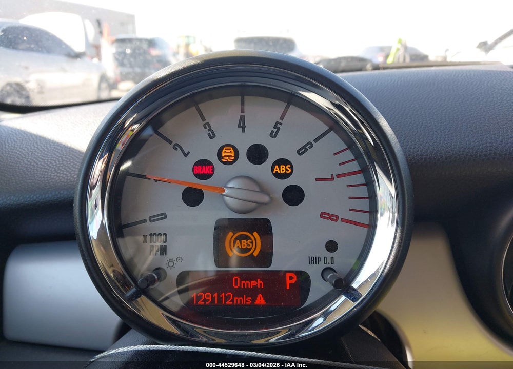 2012 MINI COOPER VIN: WMWSU3C58CT262029